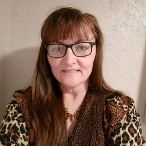 Meet your Posher, Jeanetta